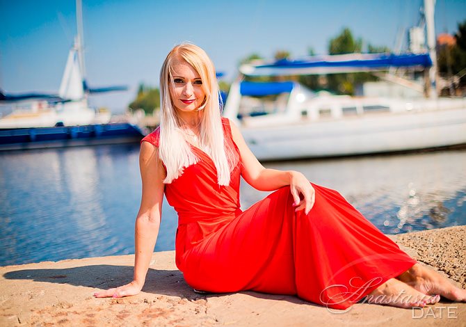 Blonde Ukrainian Woman Irina From Nikolaev 39 Yo